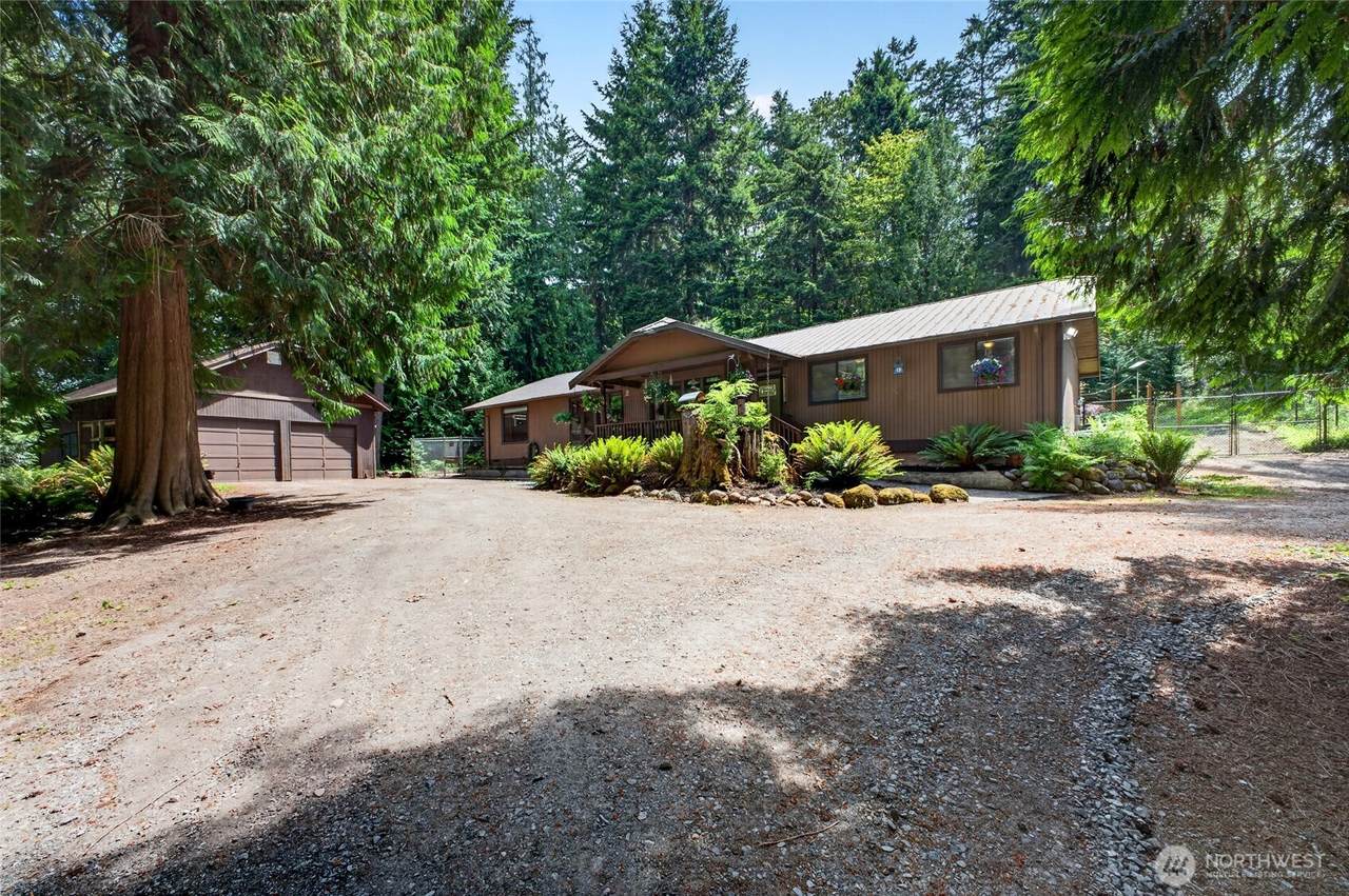 21005 197th Avenue - Photo 1