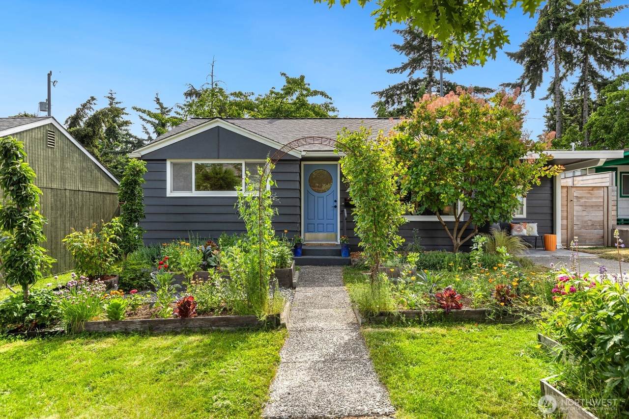 9348 32nd Avenue - Photo 1