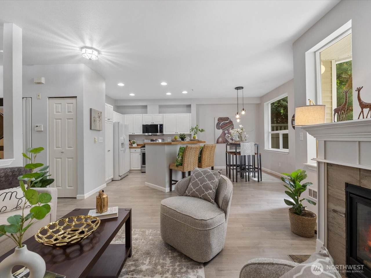 12530 Admiralty Way - Photo 1