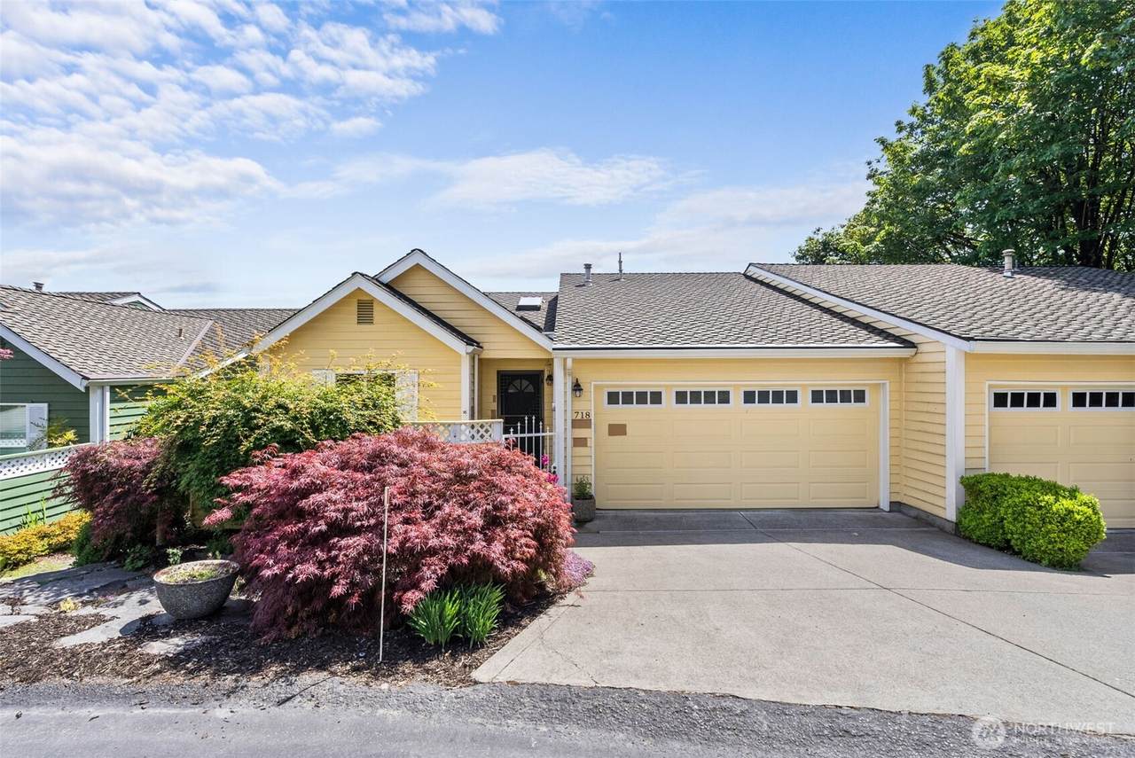 718 Sherman Street - Photo 1