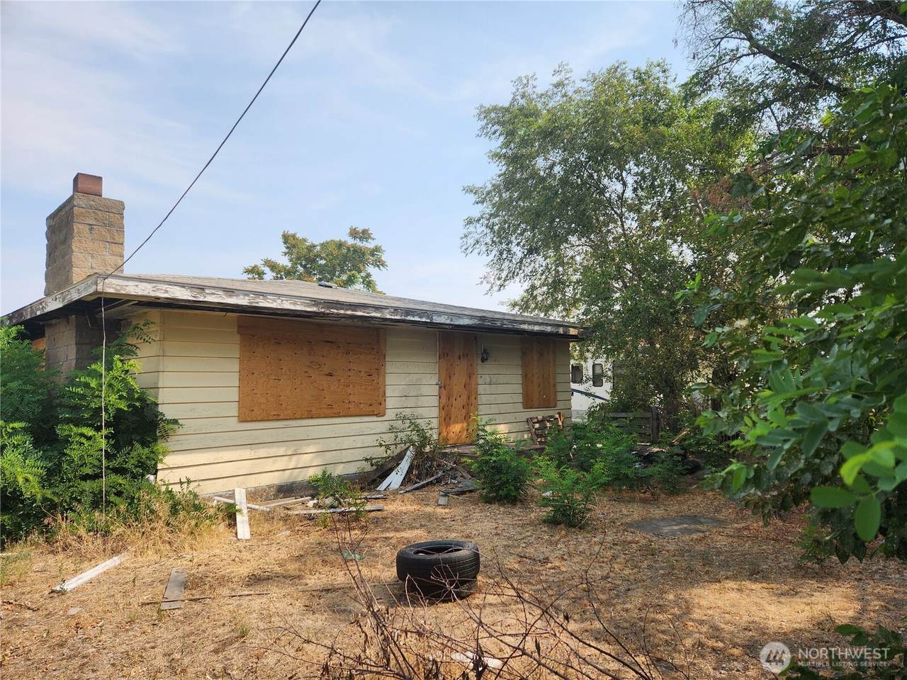 305 Gibby Road - Photo 1