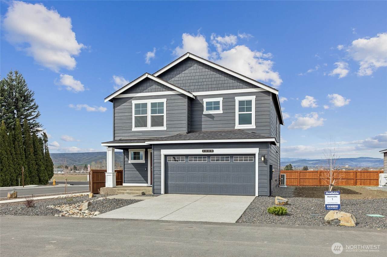 1426 Lambertus Avenue - Photo 1