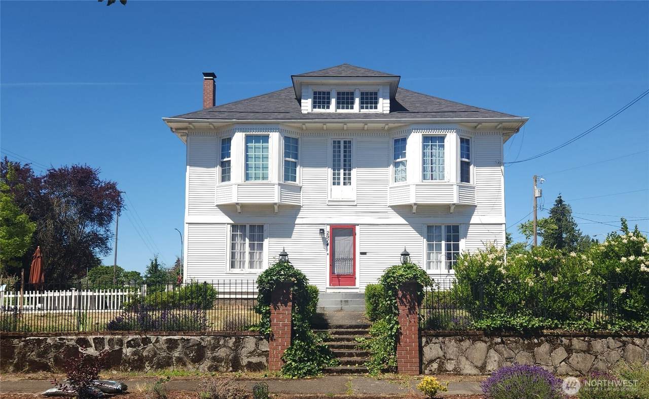 2914 K Street - Photo 1