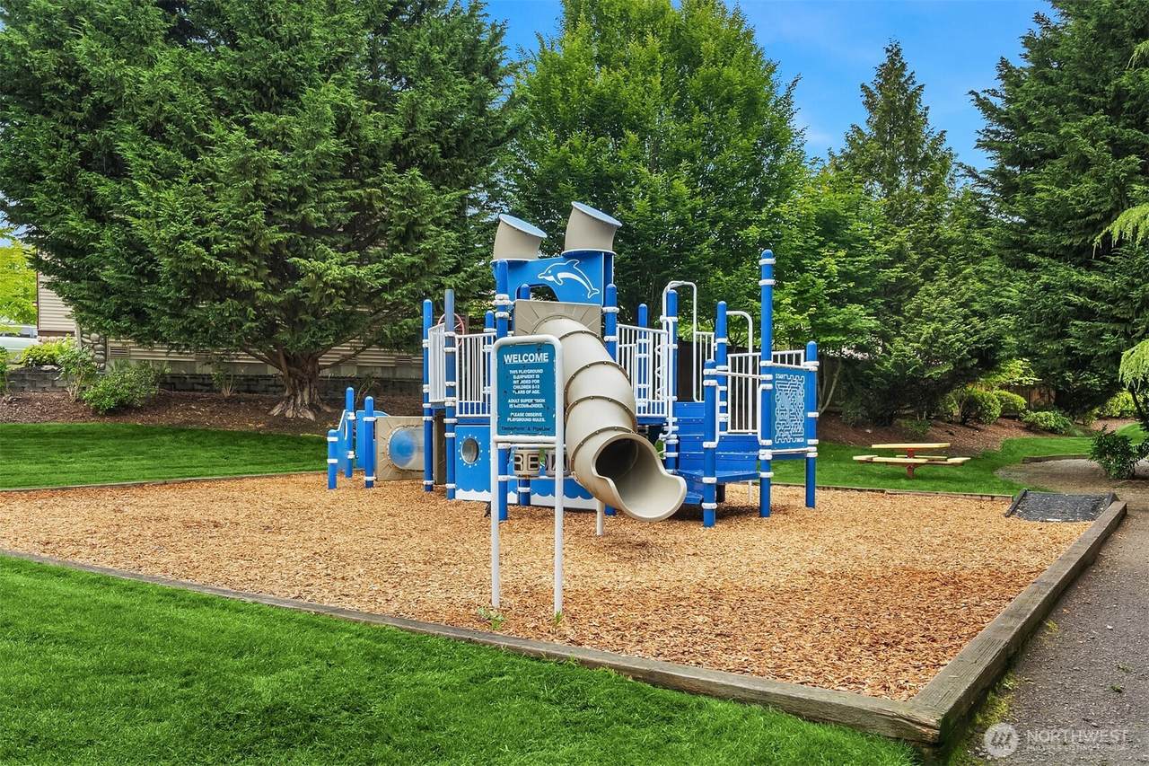 https://bt-photos.global.ssl.fastly.net/nwmls/1280_boomver_1_2541990-1.jpg