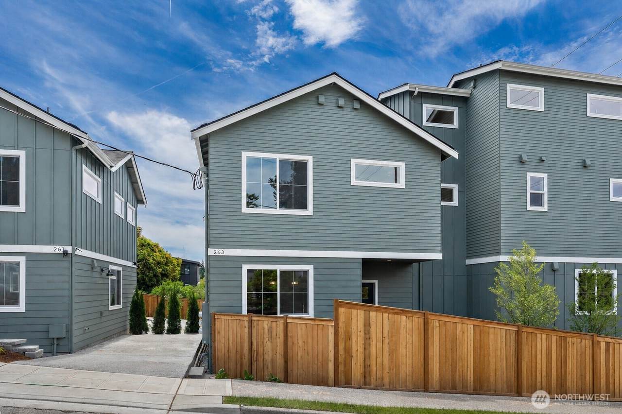 263 42nd Street - Photo 1