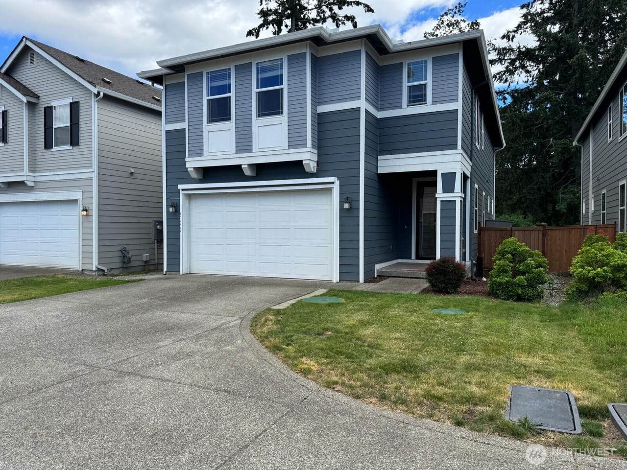 927 Vine Maple Street - Photo 1