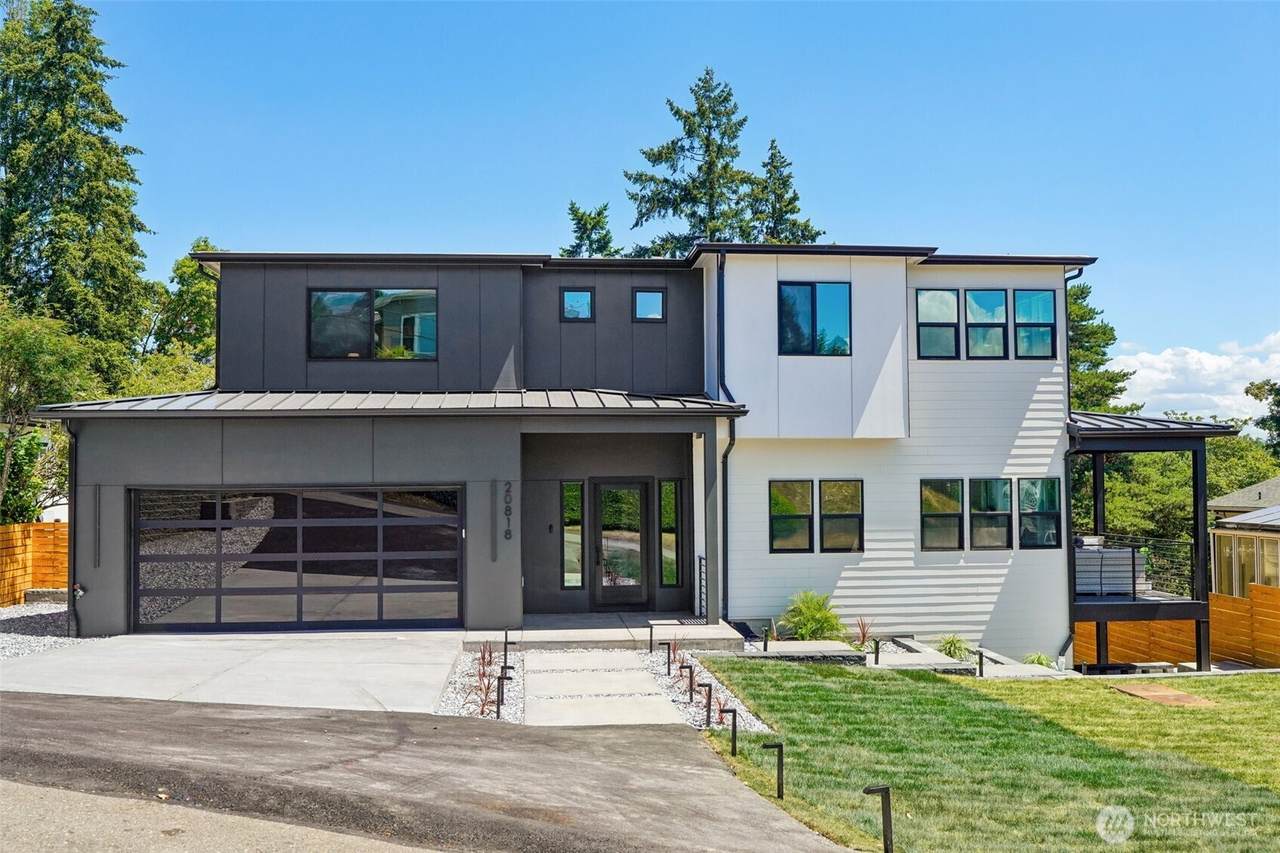 20818 9th Avenue - Photo 1