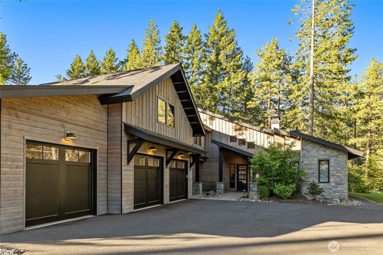 1280 Kokanee Loop - Photo 1
