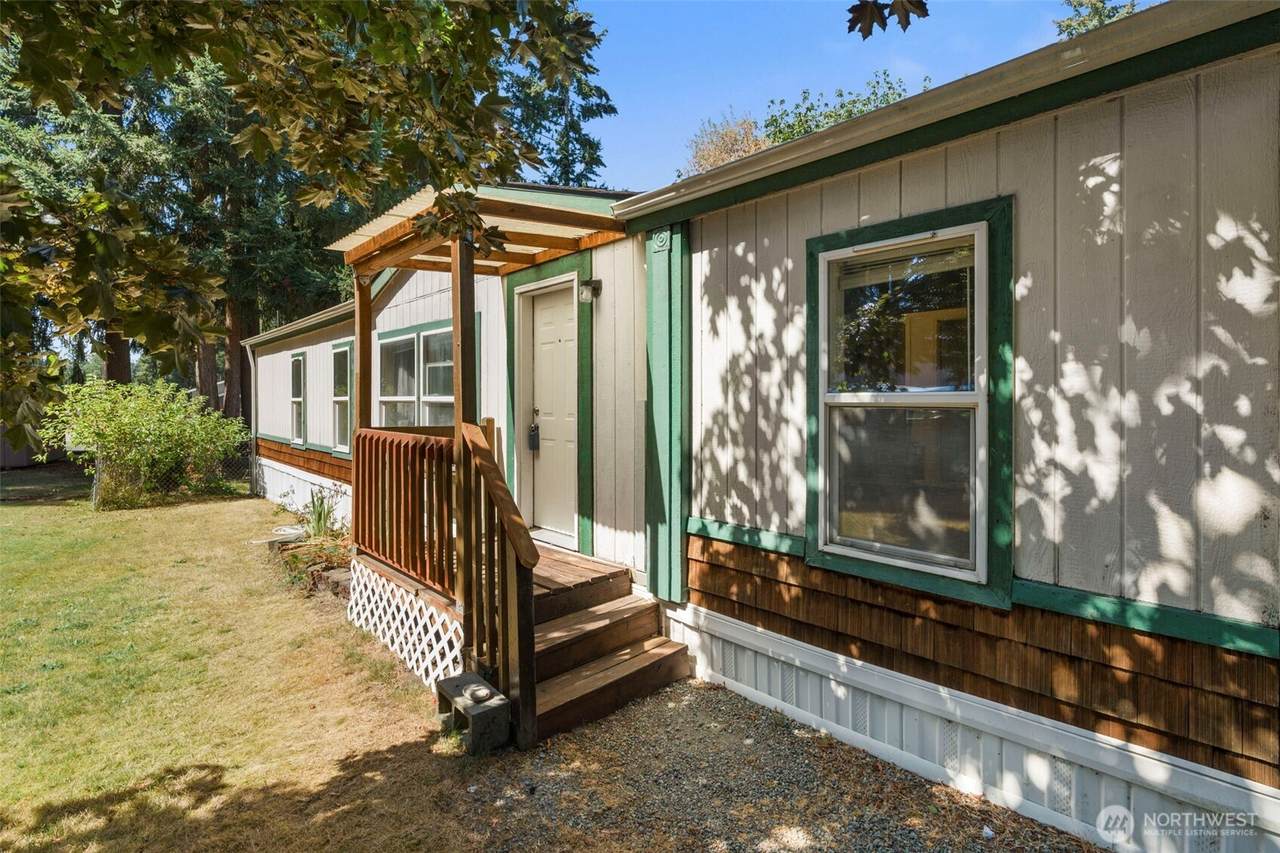 22312 92nd Avenue Ct - Photo 1