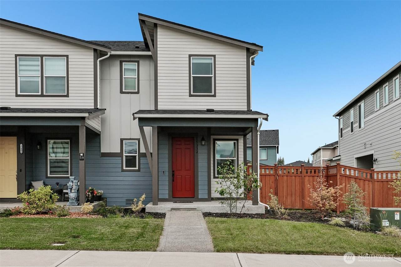 15332 208th Avenue - Photo 1