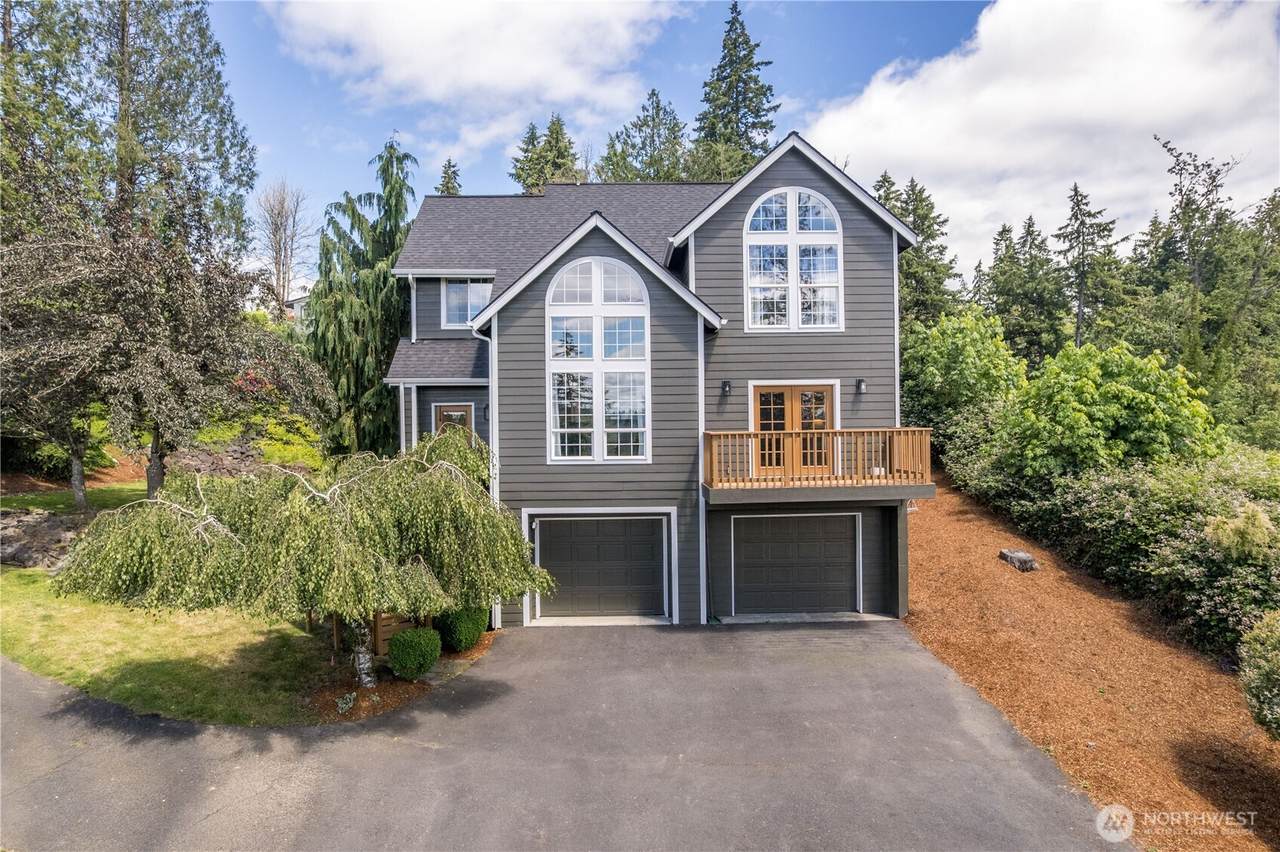 2420 Ivy Lane - Photo 1