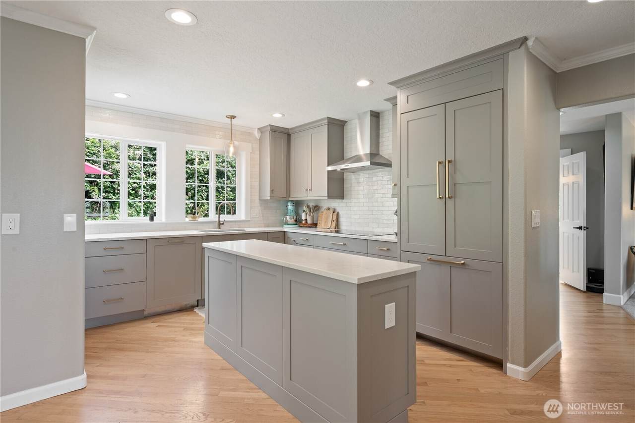 https://bt-photos.global.ssl.fastly.net/nwmls/1280_boomver_1_2542384-1.jpg