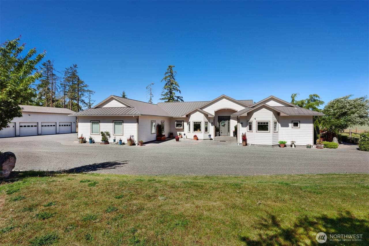203 Delta Way - Photo 1