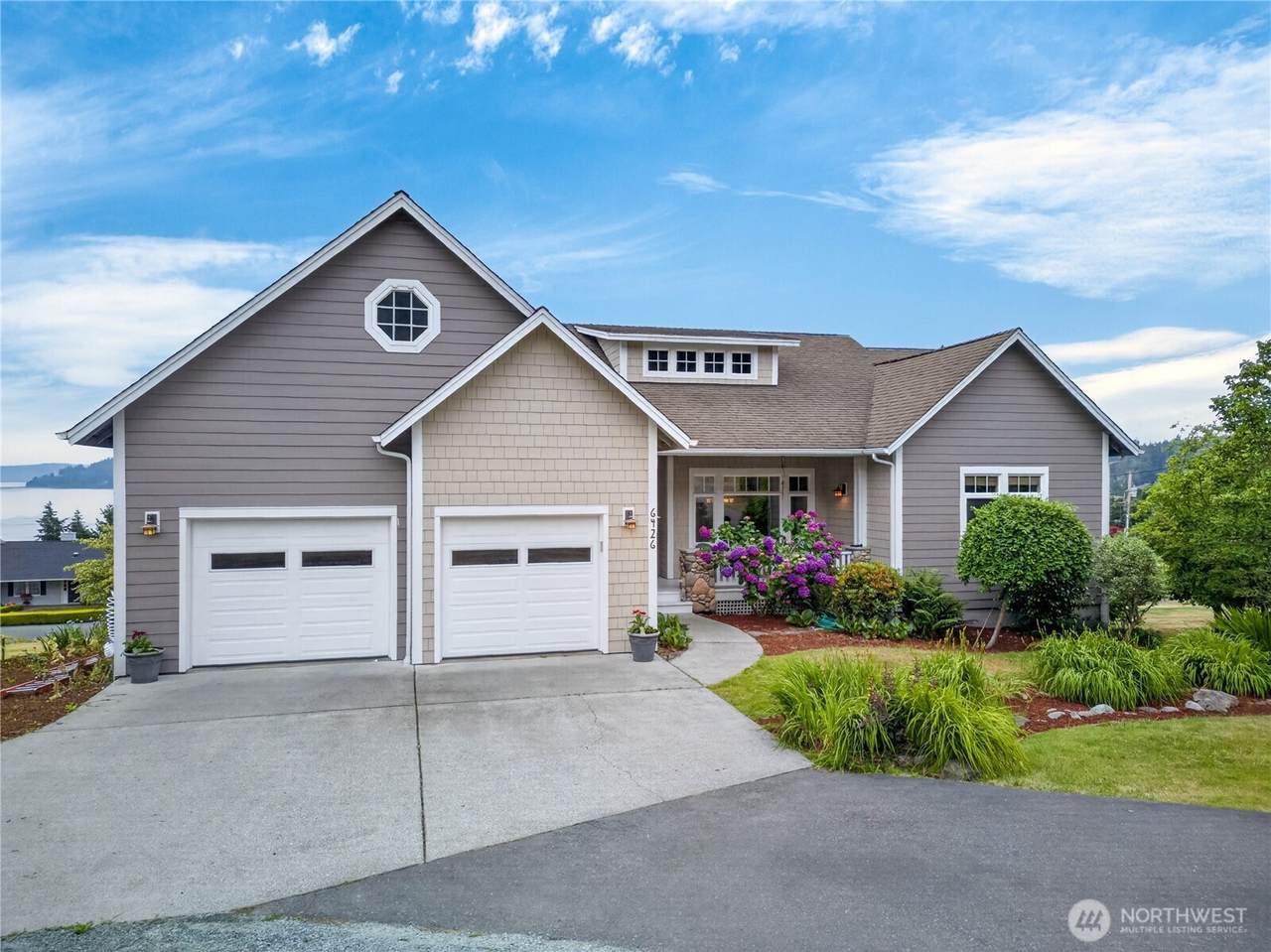 6426 Ivy Street - Photo 1