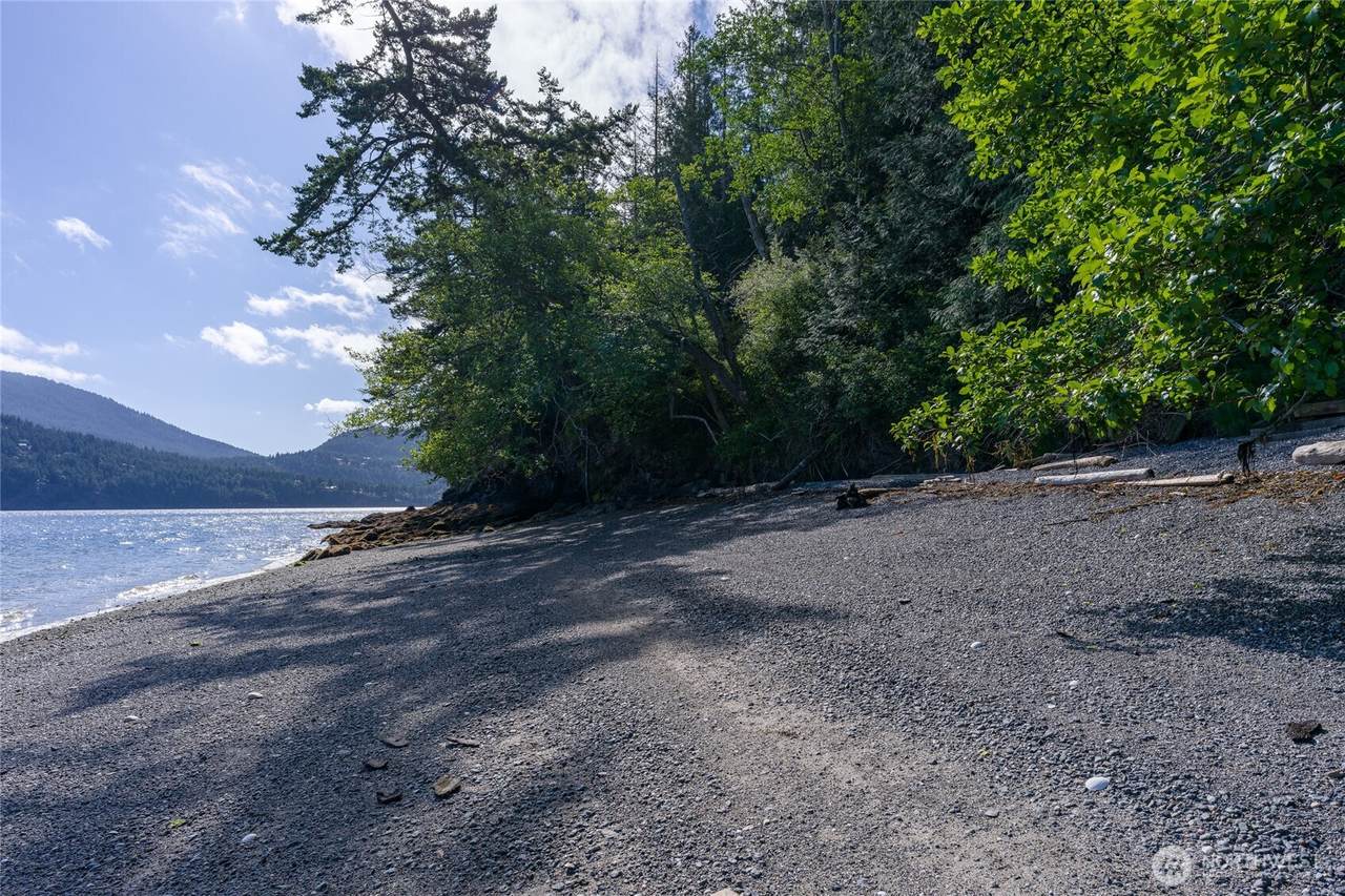 2101 Dolphin Bay Road - Photo 1