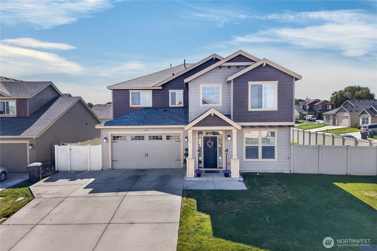 1713 Liberty Lane - Photo 1