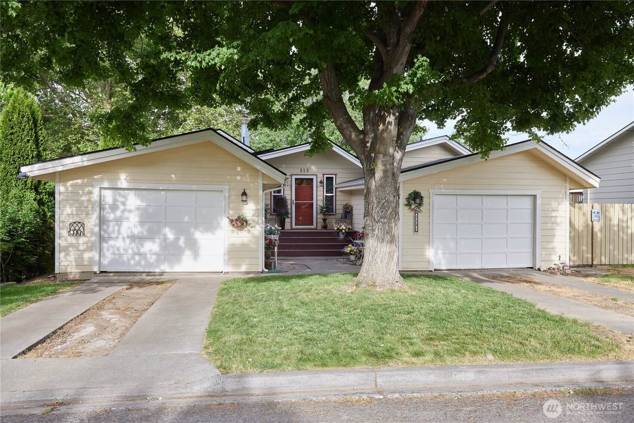513 Highland Park Drive - Photo 1