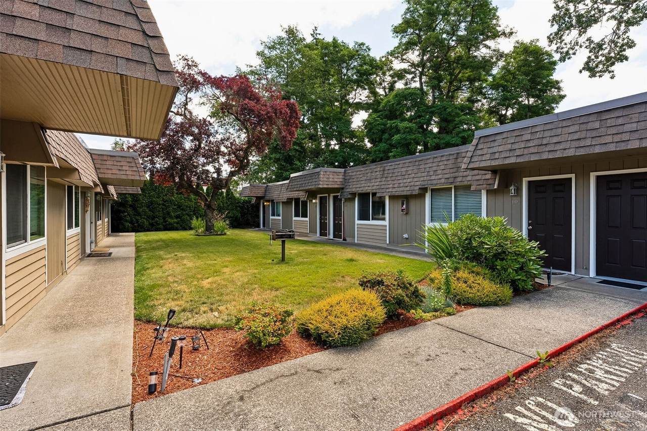 9811 Whitman Avenue - Photo 1