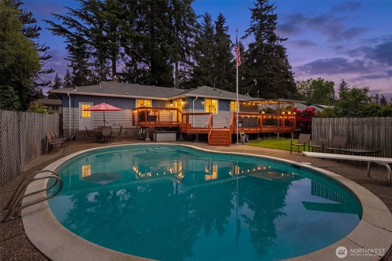 11224 74th Avenue - Photo 1