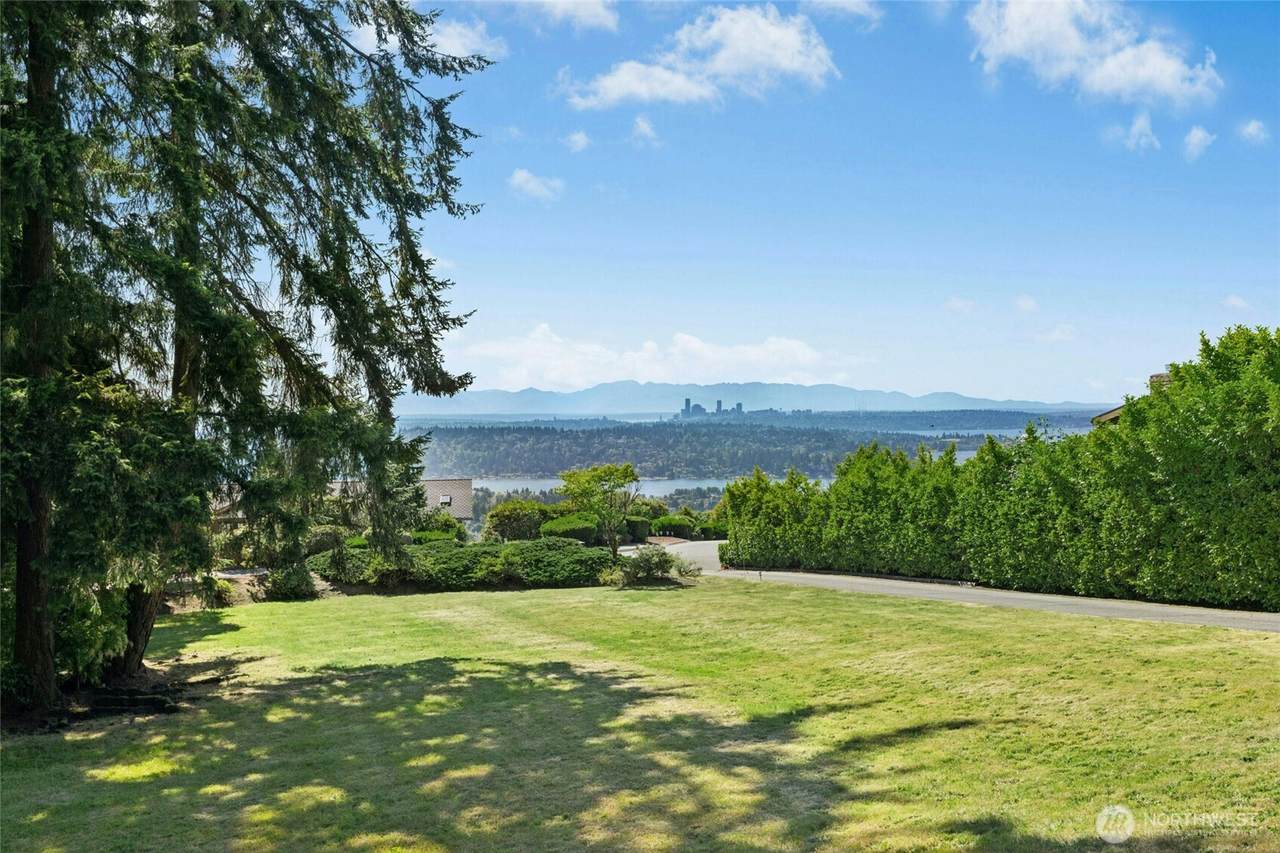 4736 Somerset Avenue - Photo 1