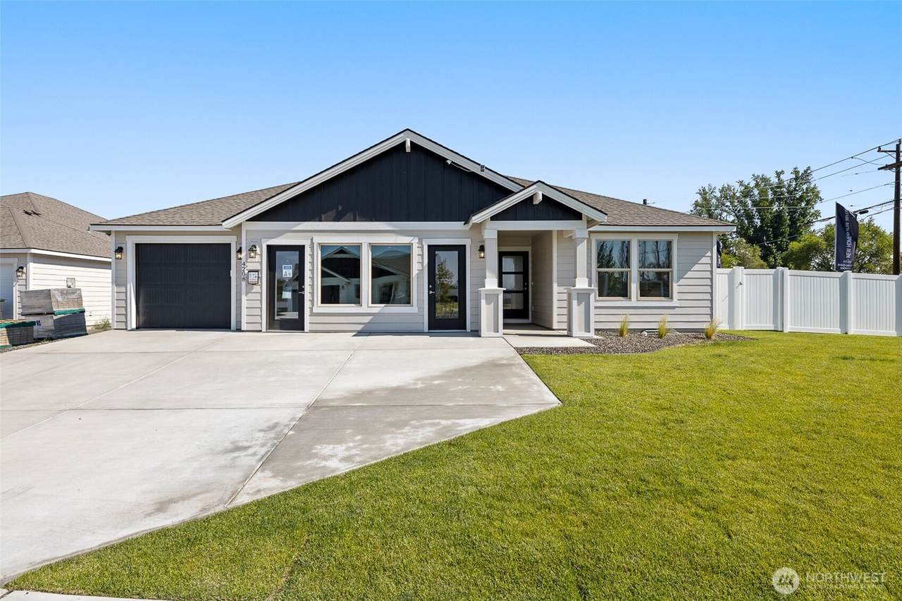 4208 Sandy Ct - Photo 1
