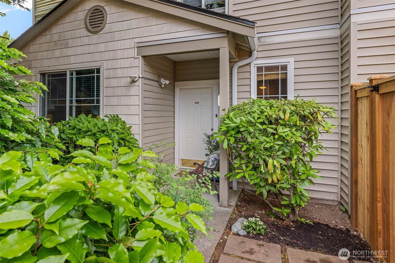 2009 196th Street - Photo 1