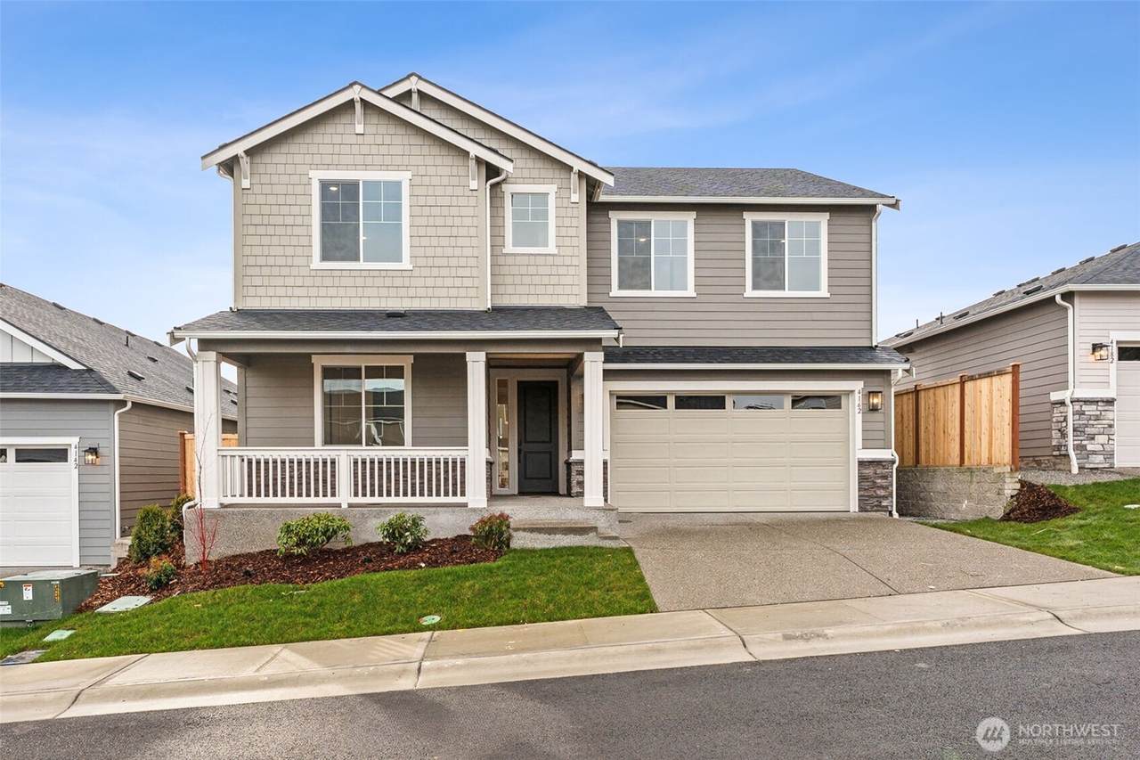 5851 Thornhill Avenue - Photo 1