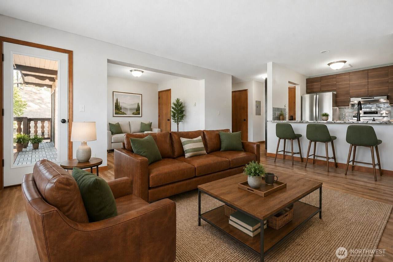 325 Division Street - Photo 1