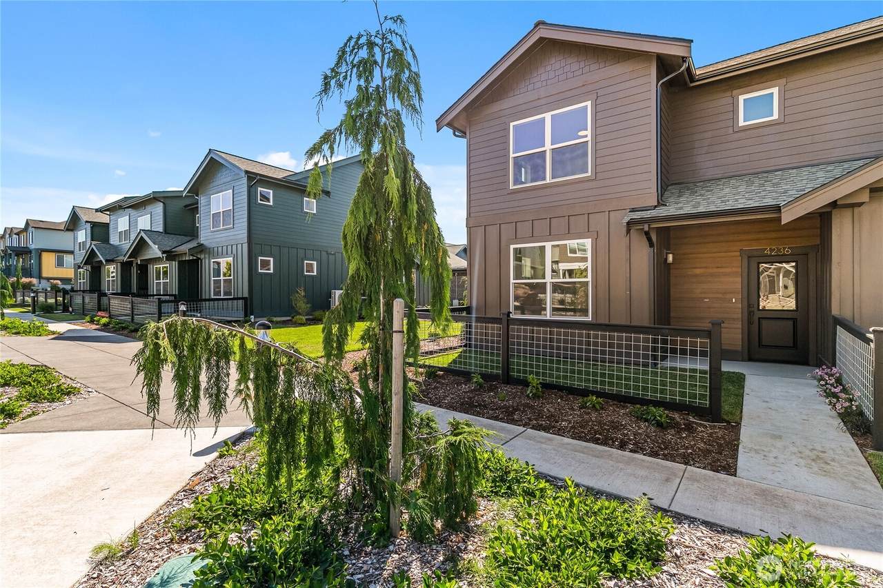 4236 Melrose Lane - Photo 1