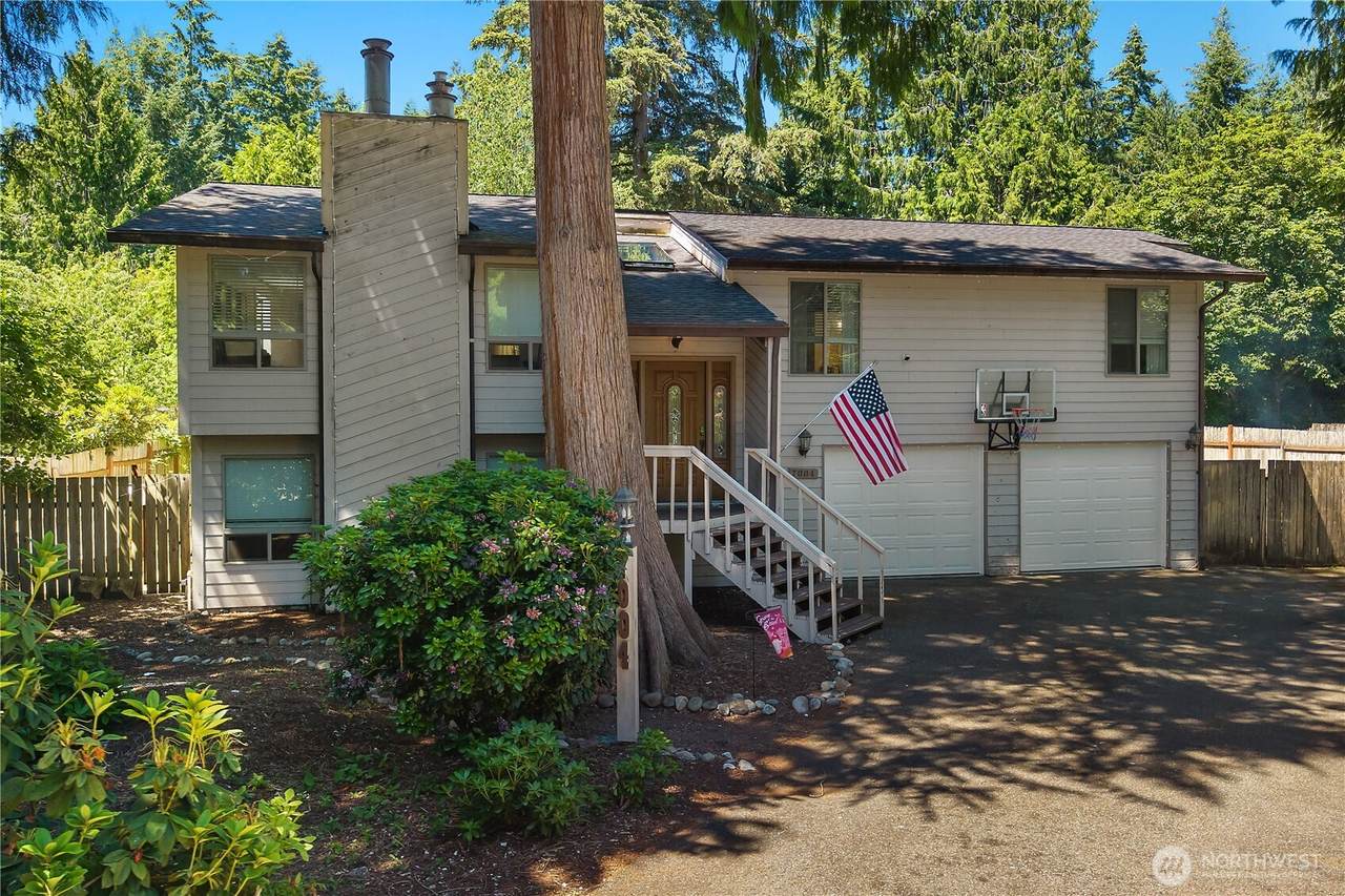 7004 Alderwood Court - Photo 1
