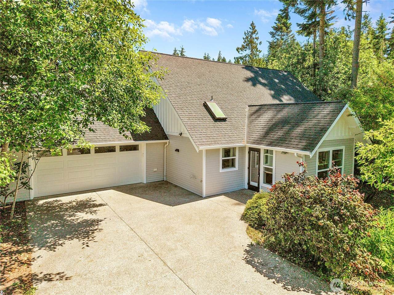 22 Pebble Lane - Photo 1
