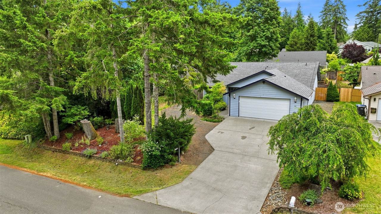 141 Village  View Drive - Photo 1