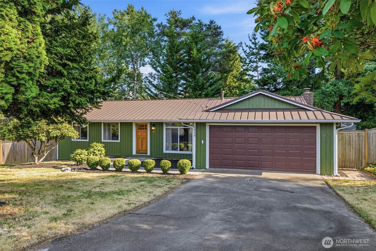 1550 172nd Avenue - Photo 1