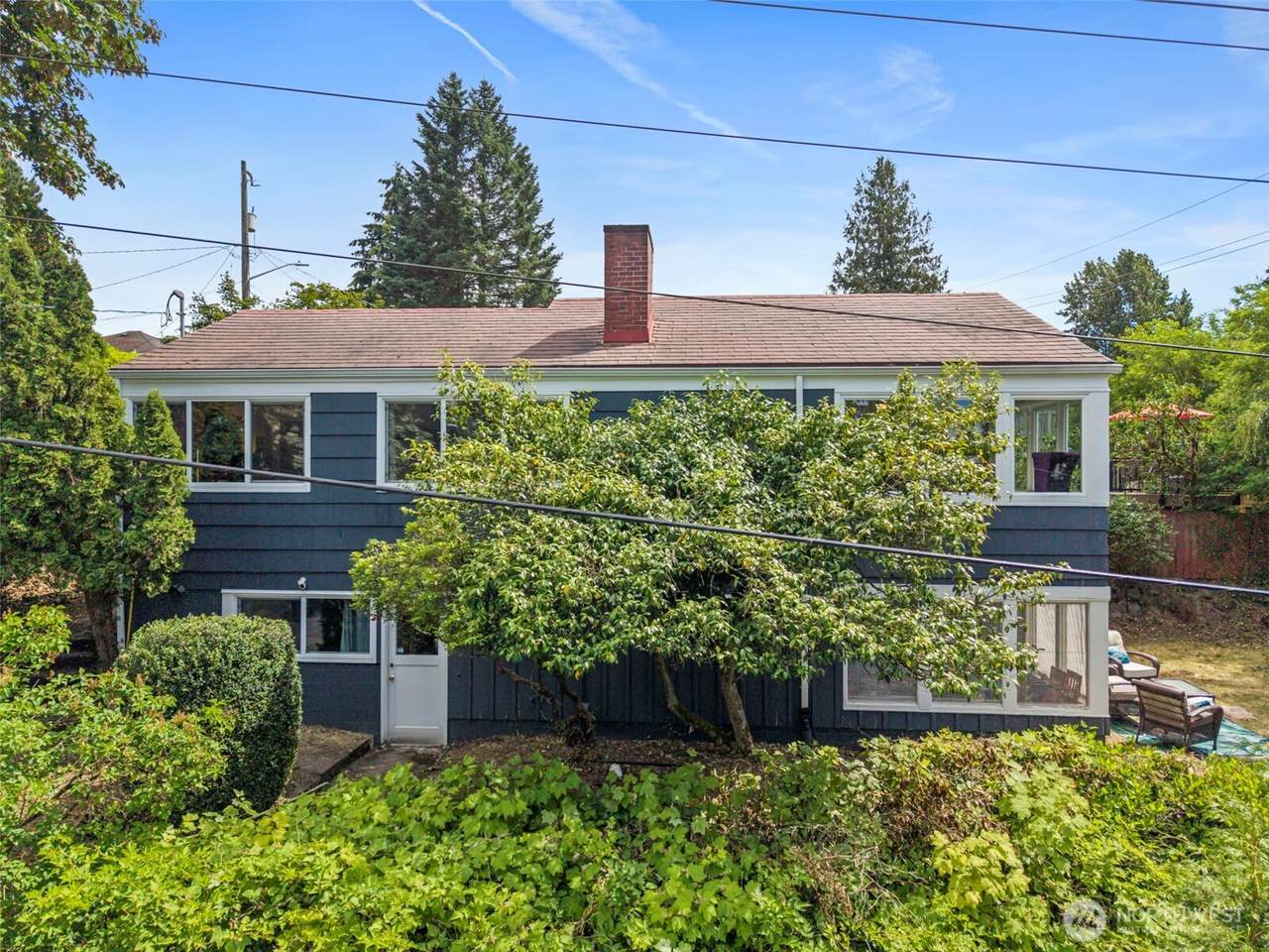 9628 5th Ave Ne - Photo 1