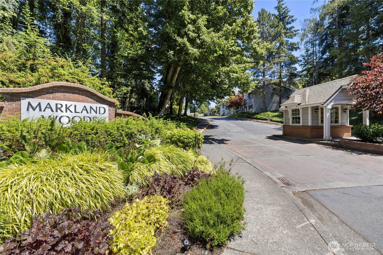 23301 Cedar Way - Photo 1