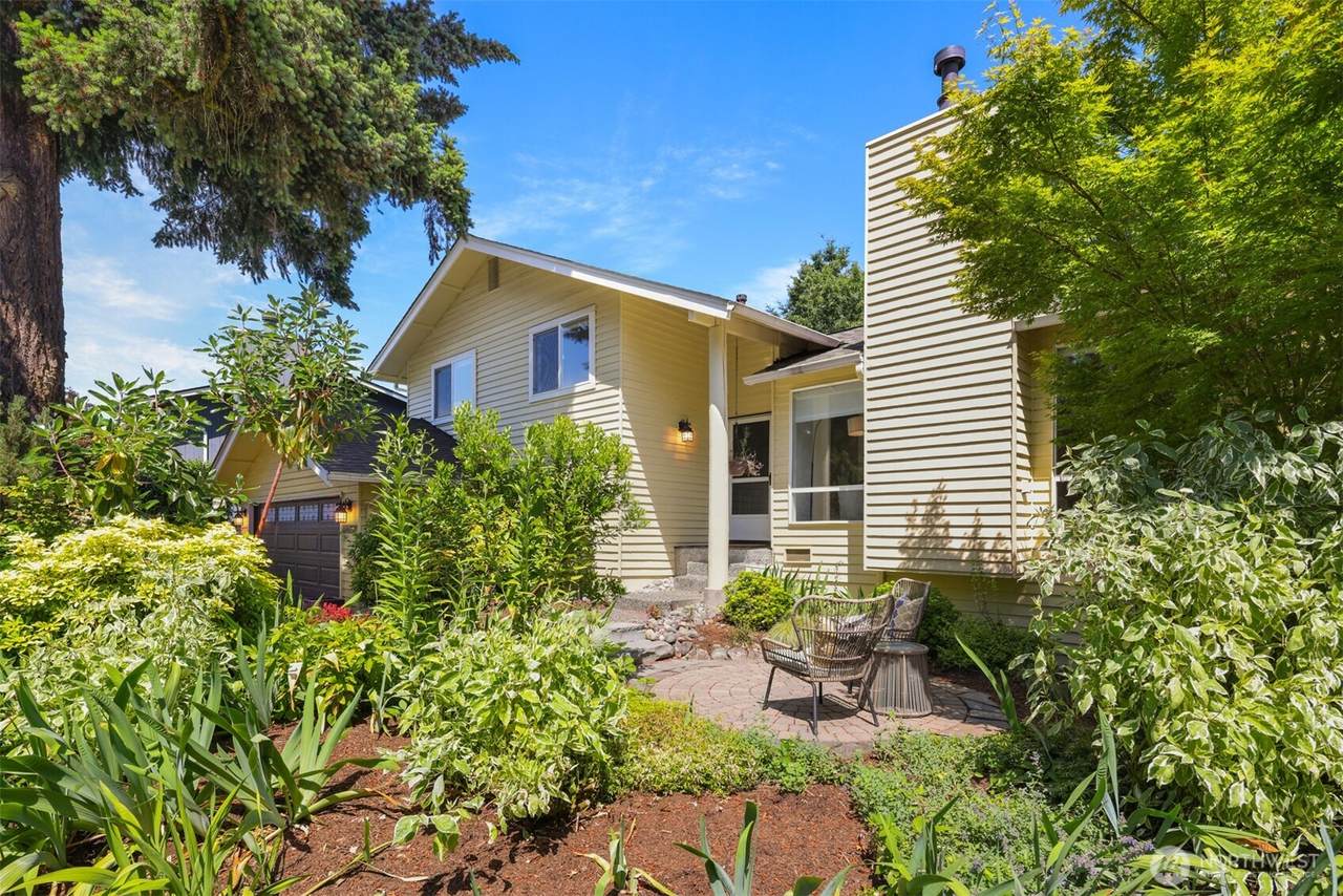 12820 87th Avenue - Photo 1