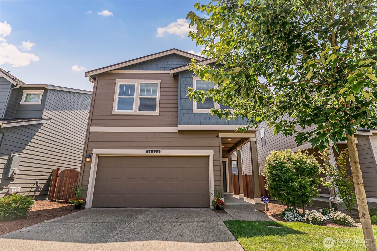 18832 109th Avenue Ct - Photo 1