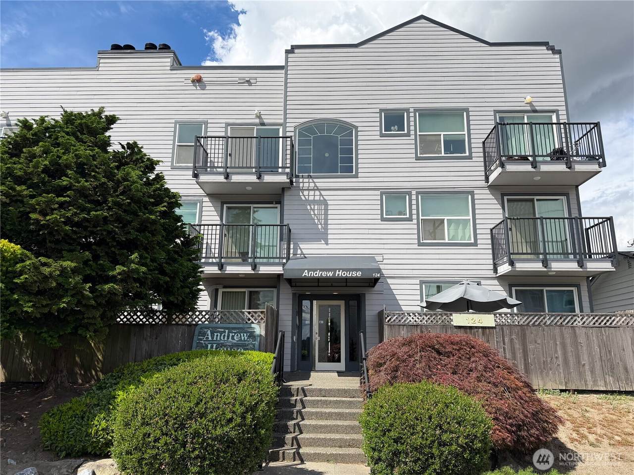 124 SW 154th Street - Photo 1