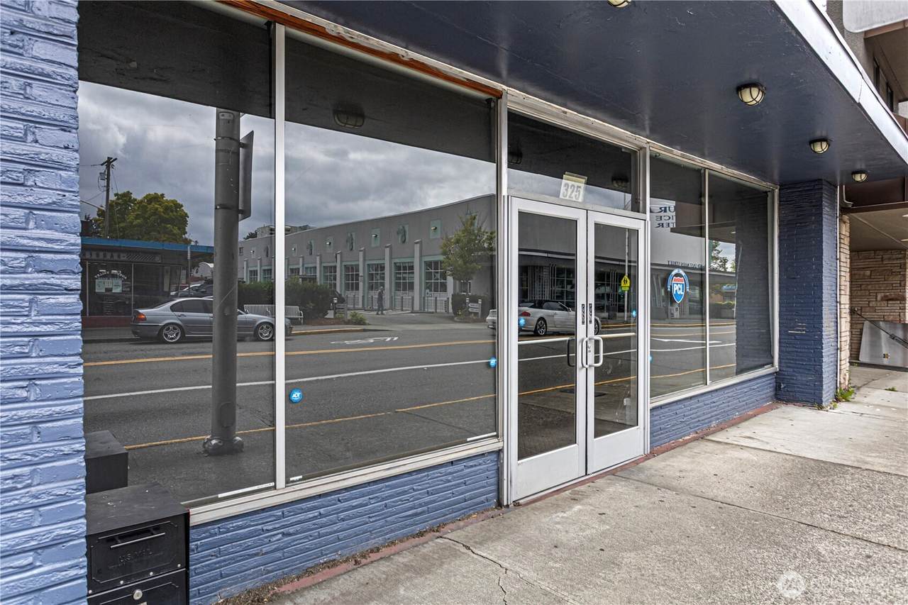 325 Main Street - Photo 1