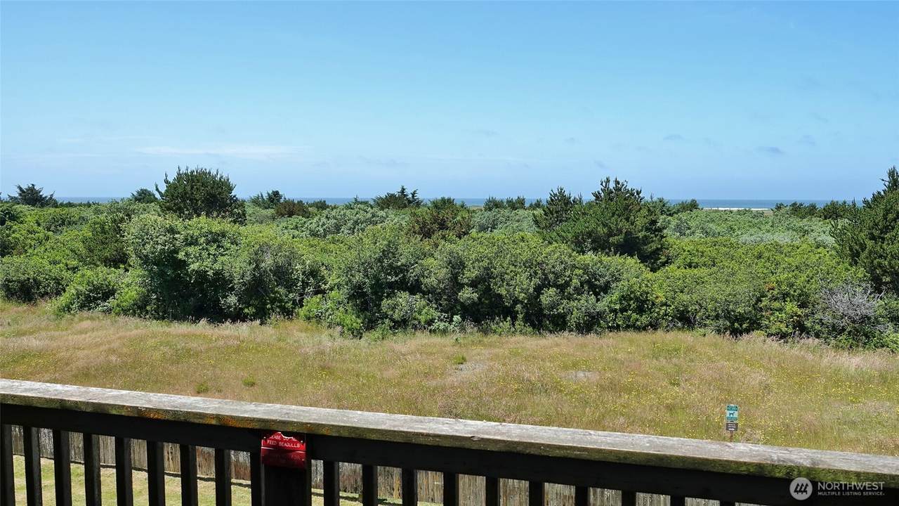615 Ocean Shores Boulevard - Photo 1