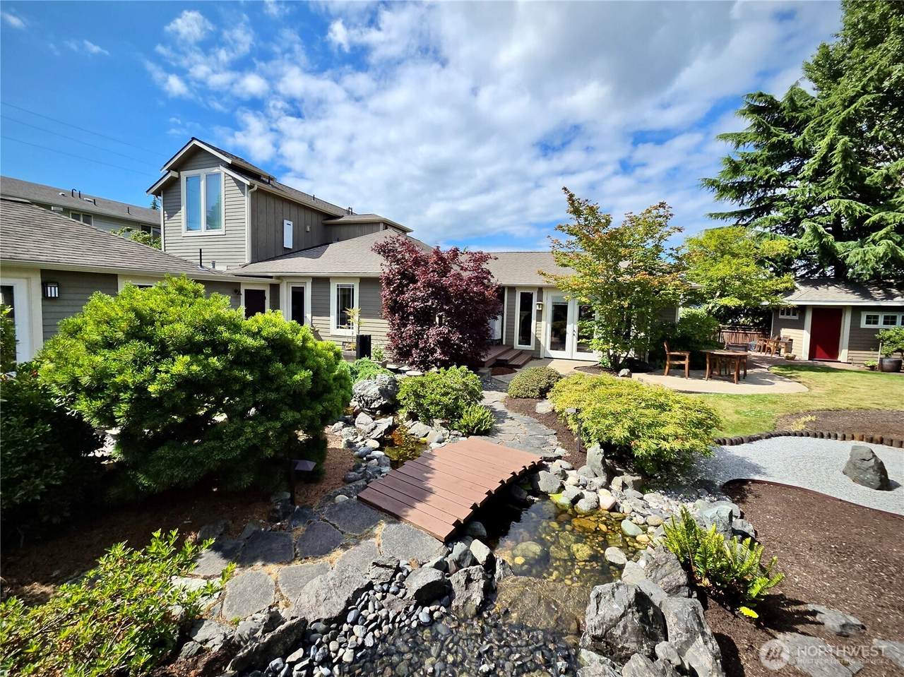 809 33rd Street - Photo 1