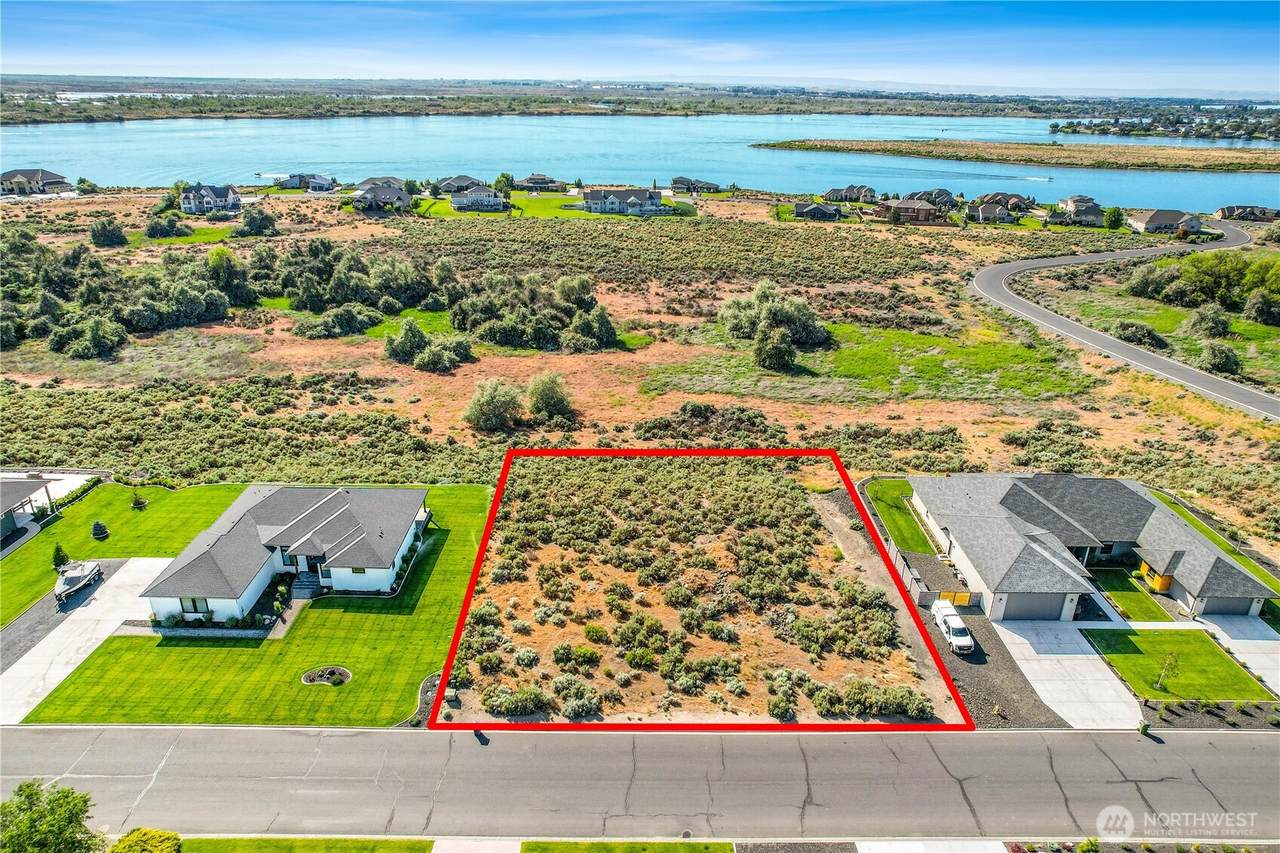 8084 Dune Lake Road - Photo 1