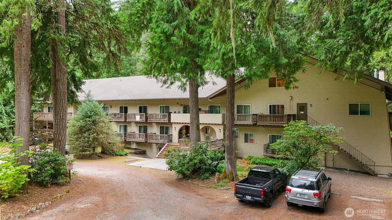 10433 Mt Baker Hwy - Photo 1