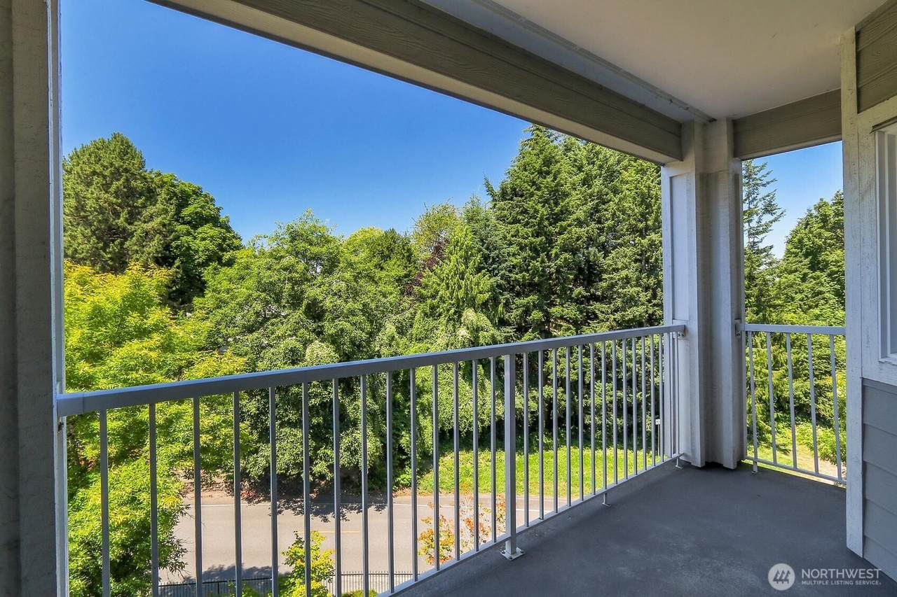 1318 37th Street - Photo 1