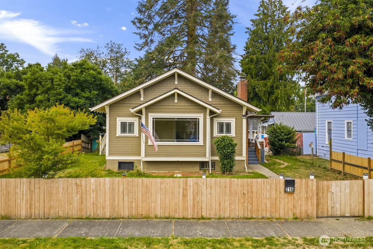 216 Blakely Street - Photo 1