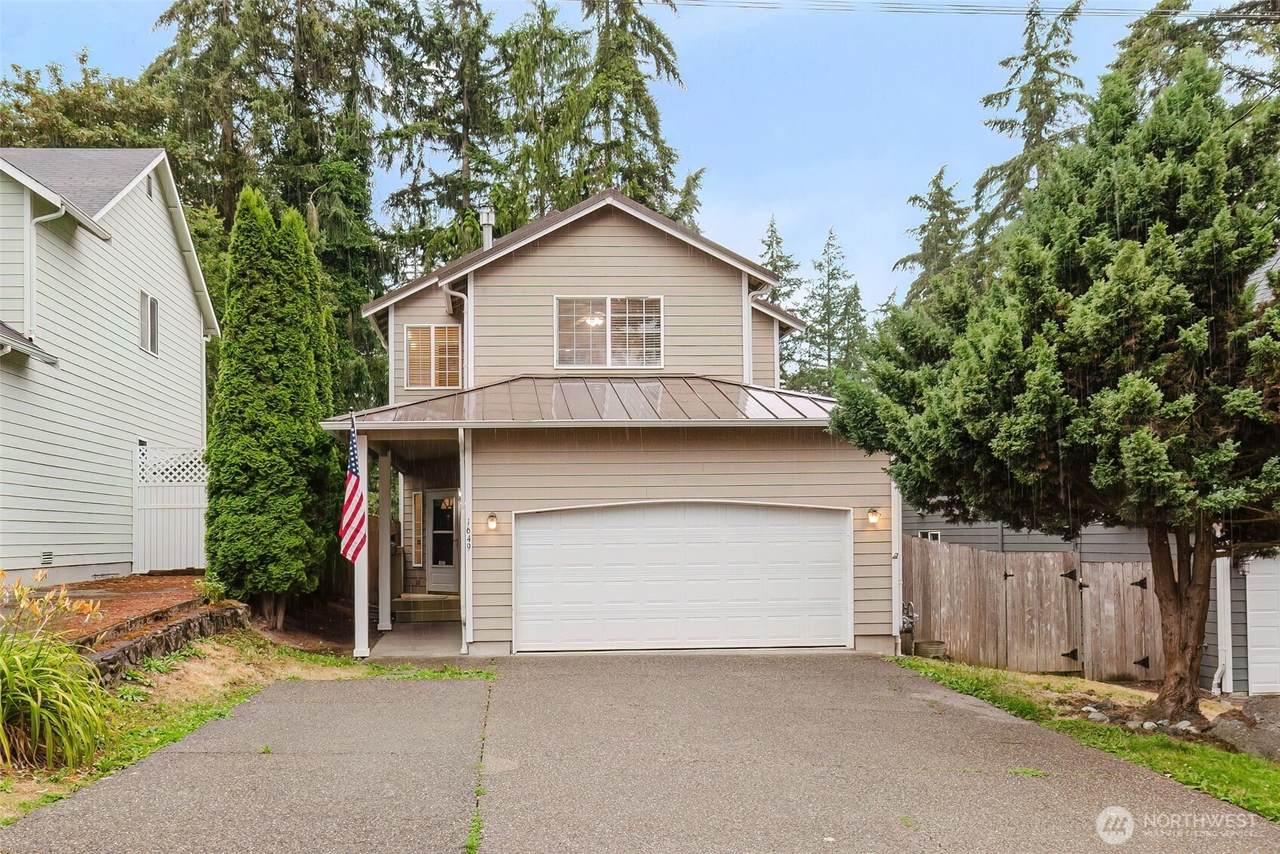 1649 Harvard Avenue - Photo 1