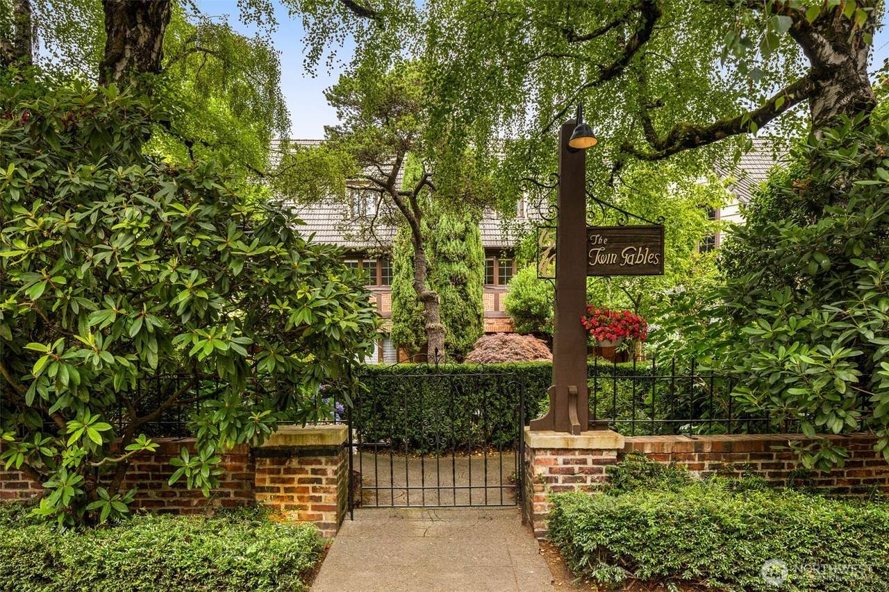 1516 Republican Street - Photo 1