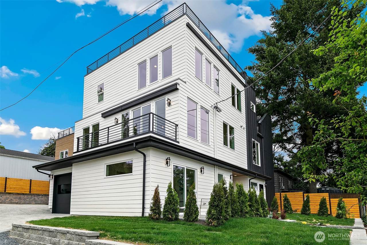 9815 Linden Avenue - Photo 1