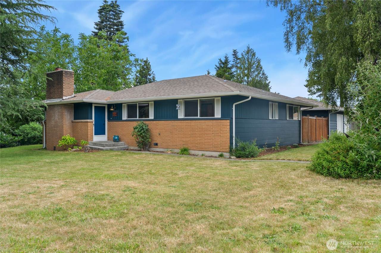 11254 182nd Street - Photo 1
