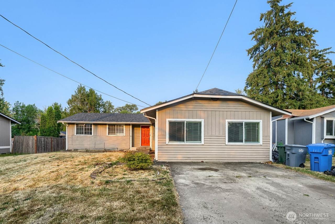 10311 D Street - Photo 1